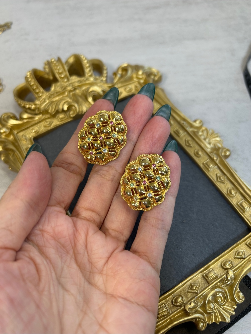 Craft!Gold Crystal Quilted Design Cluster Clip-On Earrings - Unbranded - Picture 5 of 5